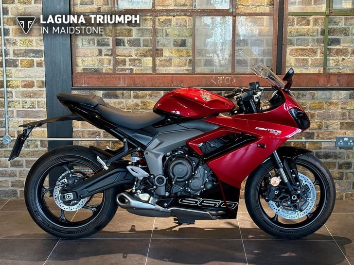 Triumph DAYTONA 660