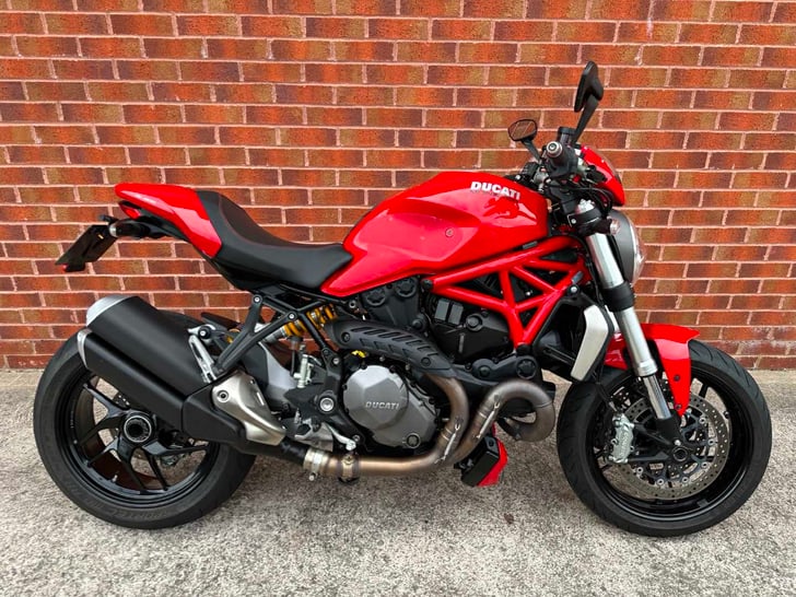 Ducati M1200 