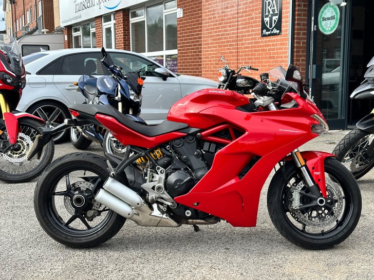 Ducati SUPERSPORT