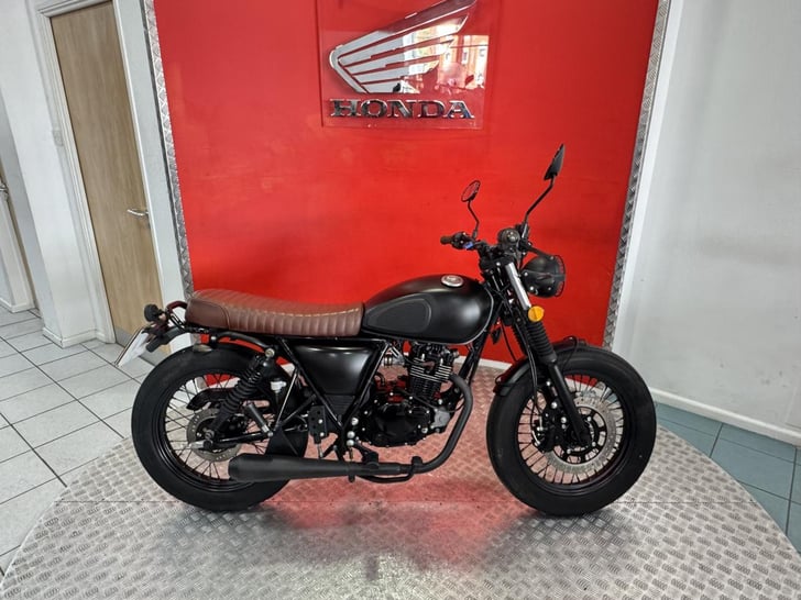 Mutt MONGREL 125