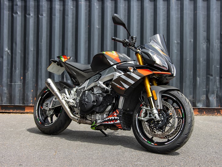 Aprilia TUONO V4 1100 FACTORY