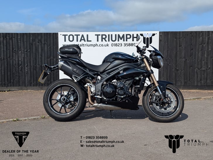 Triumph SPEED TRIPLE 1050 94