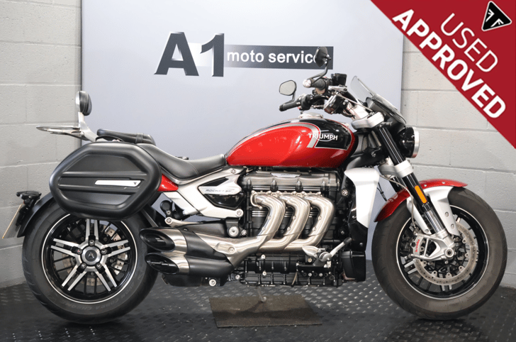 TRIUMPH ROCKET 3 GT