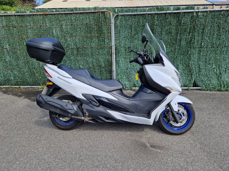 Suzuki BURGMAN 400