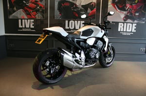 Used Honda CB1000S CB1000S 1000 for sale in Watford | Image 2