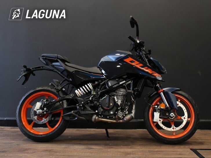 KTM DUKE 125