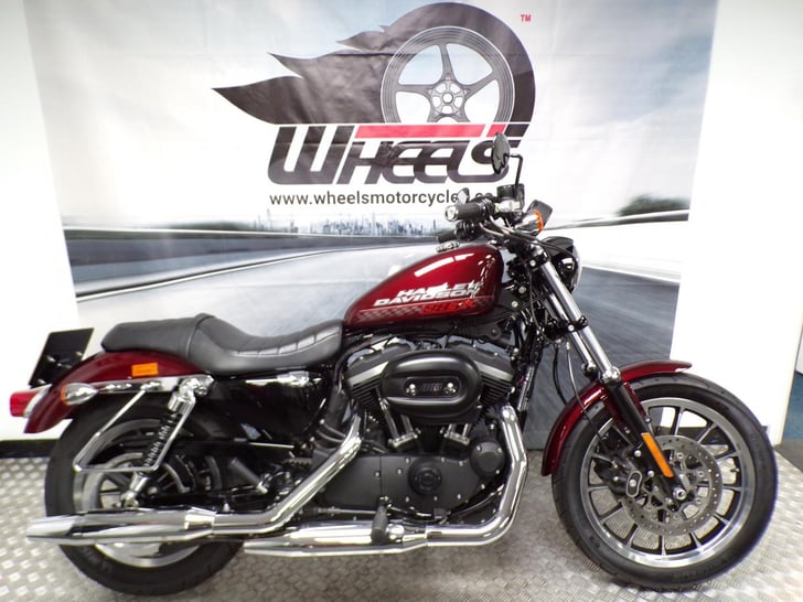 Harley-Davidson XL 883 R ROADSTER 