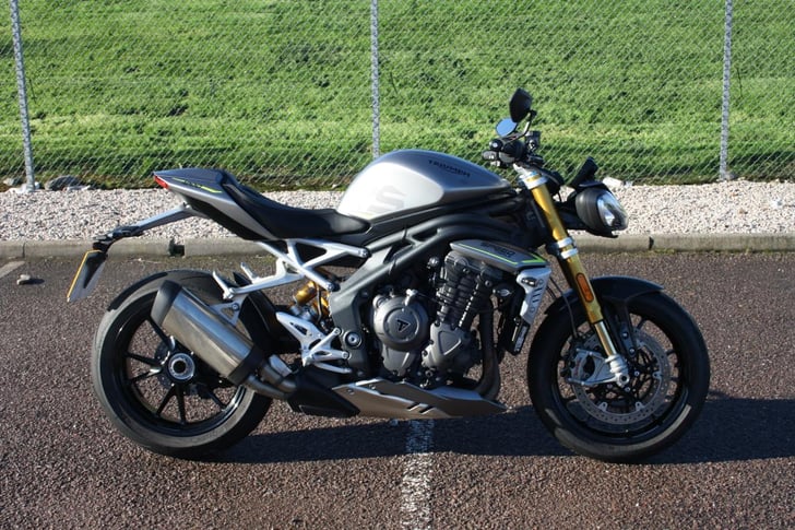 Triumph SPEED TRIPLE RS 1160 