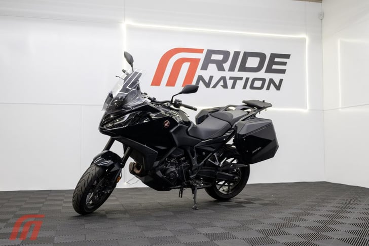 HONDA NT1100