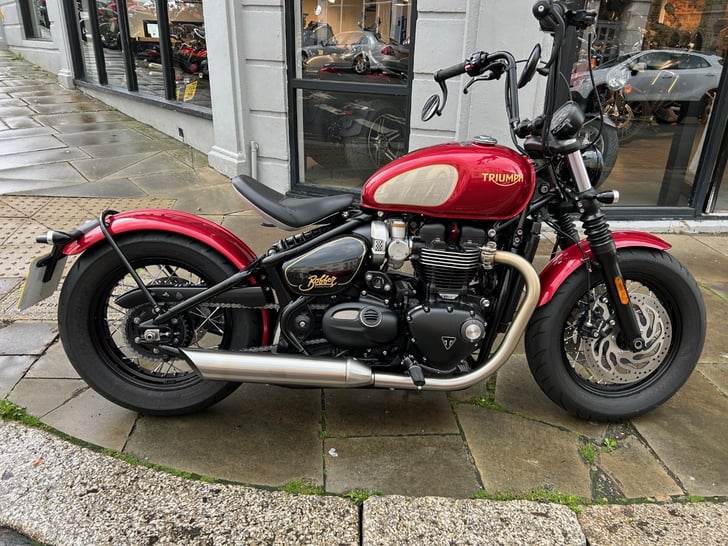 Triumph BONNEVILLE BOBBER