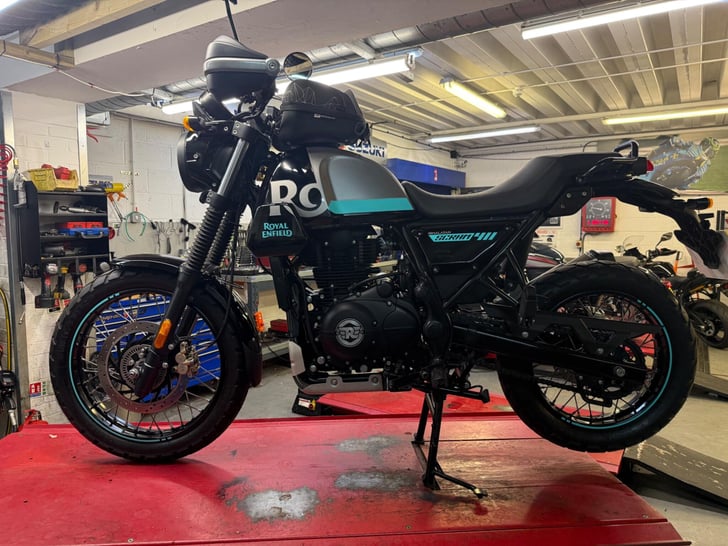 Royal Enfield SCRAM 411