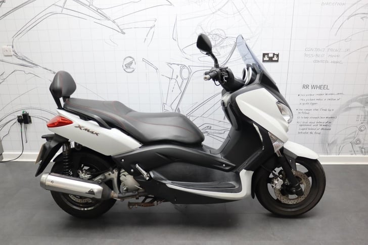 Yamaha YP250 RA X-MAX 