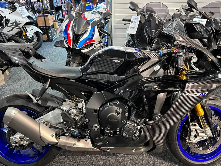 Yamaha YZF-R1-M
