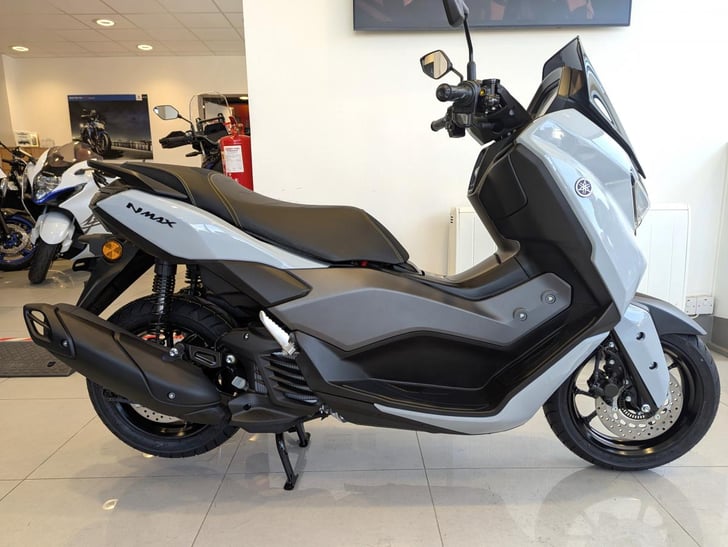 Yamaha NMAX 125 SV TECH MAX 