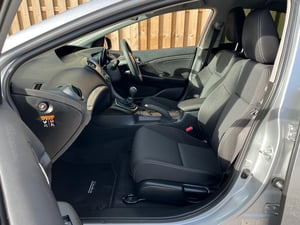 Used Honda CIVIC CIVIC 1.6 I-DTEC S EURO 5 (S/S) 5DR for sale in Chesterfield | Image 3