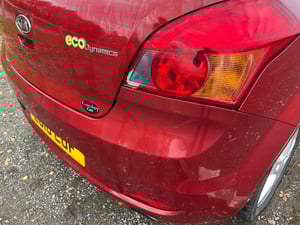 Used Kia PROCEED PROCEED 1.6 CRDI ECODYNAMICS 3DR for sale in Chesterfield | Image 2