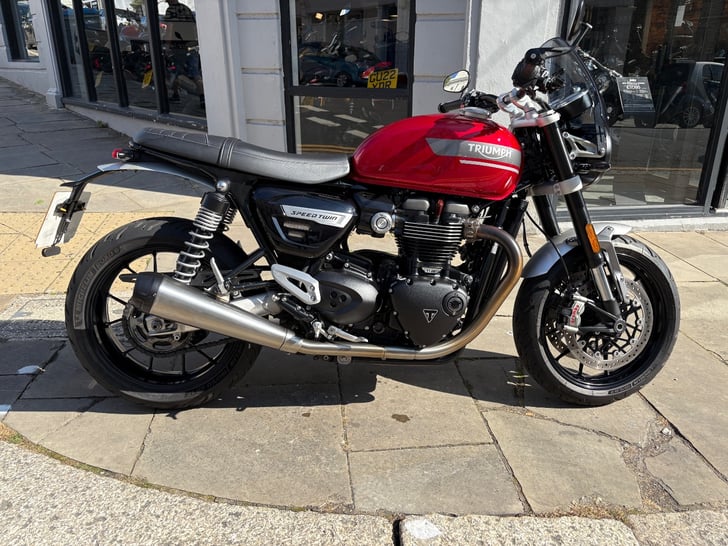Triumph SPEED TWIN 1200