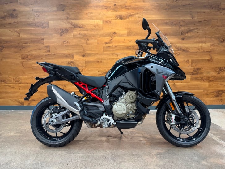 Ducati MULTISTRADA V4 S