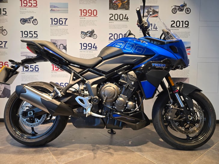 Triumph Tiger Sport 800