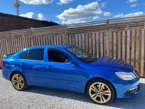 Used Skoda OCTAVIA OCTAVIA 2.0 TDI VRS LIMITED EDITION EURO 4 5DR for sale in Chesterfield | Image 3