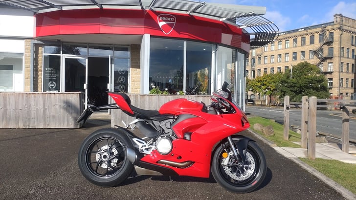 Ducati PANIGALE V2