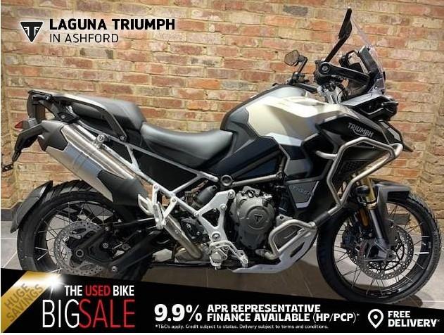 TRIUMPH TIGER 1200 RALLY EXPLORER