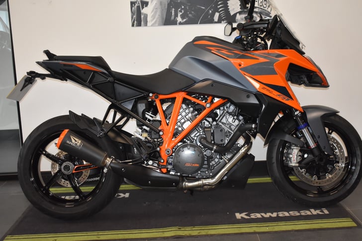 KTM 1290 SUPER DUKE GT ABS