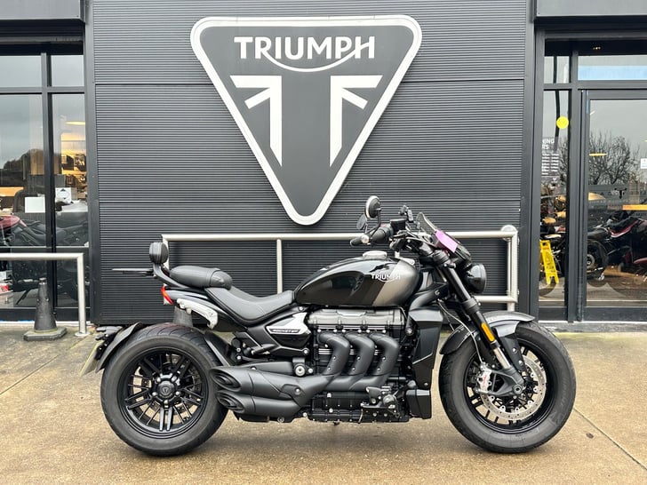 Triumph ROCKET III 2458 GT TRIPLE BLACK