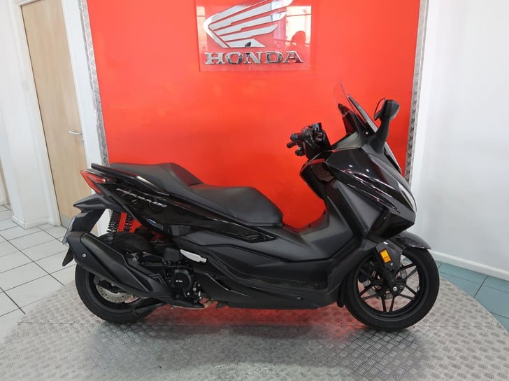 Honda FORZA 350