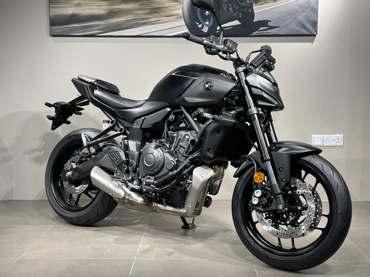 YAMAHA MT-07