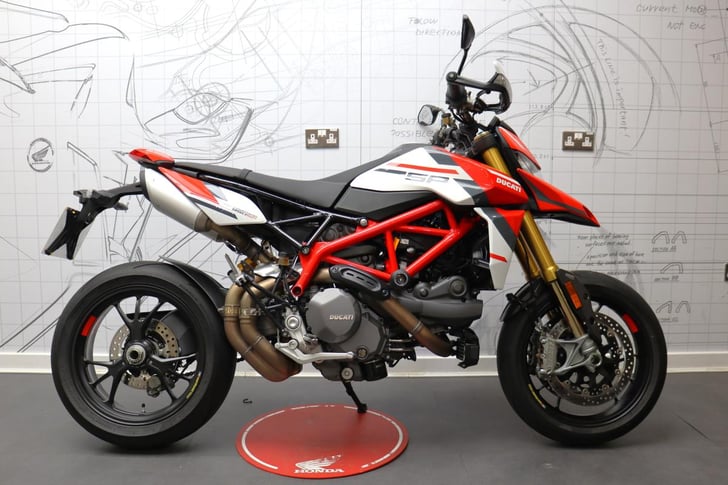 Ducati HYPERMOTARD 950 SP