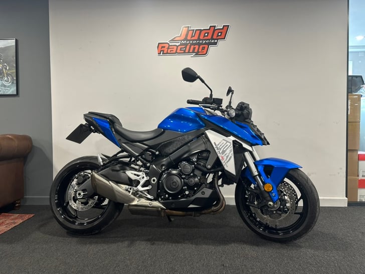 Suzuki GSX-S950