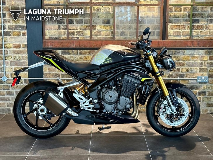 Triumph SPEED TRIPLE 1200 RS