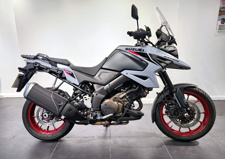 SUZUKI V-STROM 1050