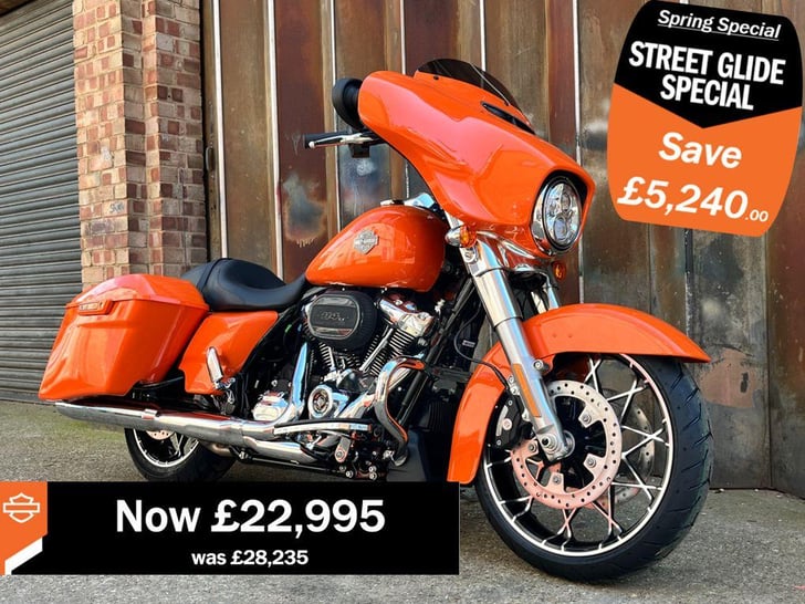 Harley-Davidson TOURING 1868 FLHXS STREET GLIDE SPECIAL