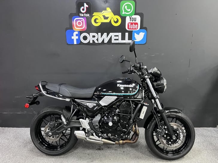 Kawasaki ER 650 MNFNB 