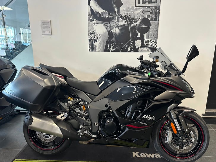 Kawasaki Ninja 1100SX SE Tourer