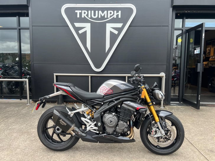 Triumph SPEED TRIPLE 1200 RS