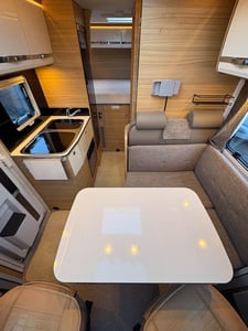 Used Dethleffs GLOBEBUS GLOBEBUS for sale in Wythall | Image 2