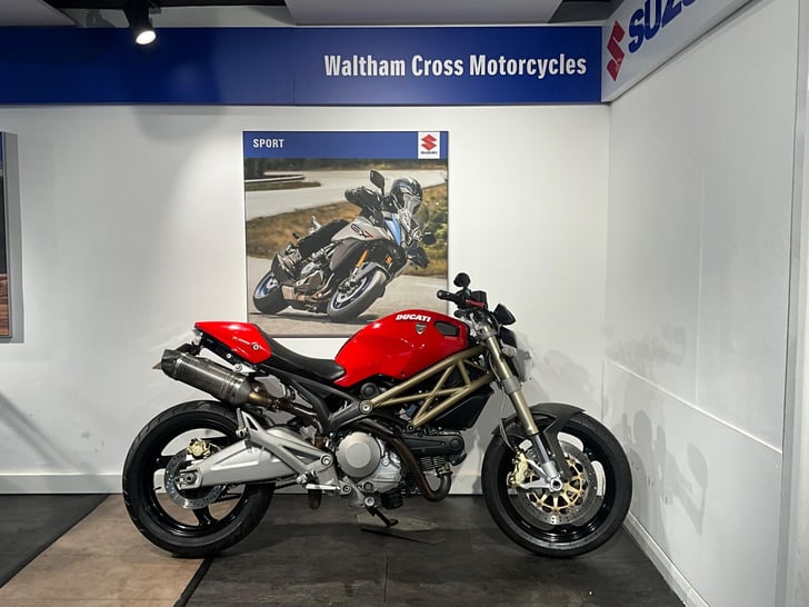 Ducati MONSTER 696 20TH ANNIVERSARY