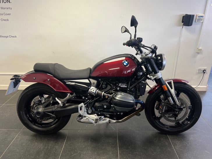 BMW R 12