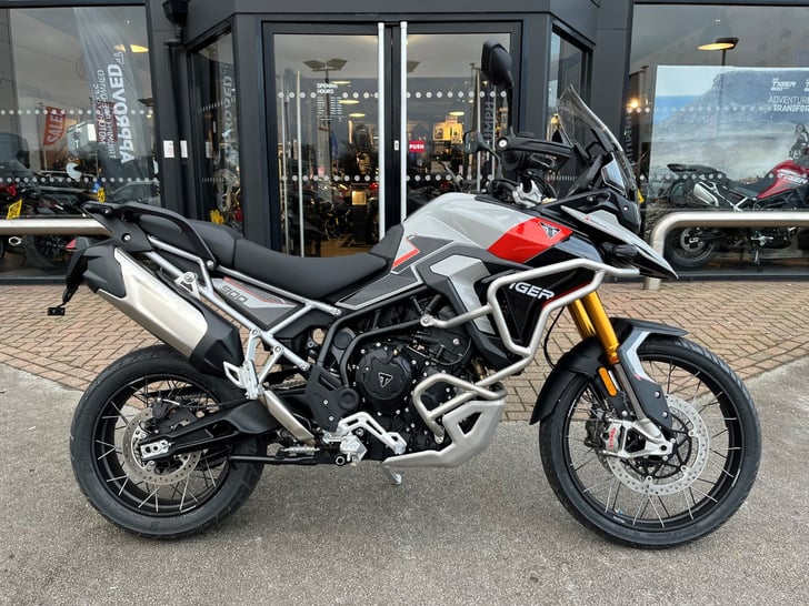 TRIUMPH TIGER 900 RALLY PRO