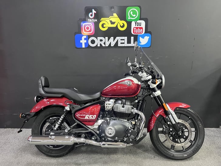 Royal Enfield SUPER METEOR 650