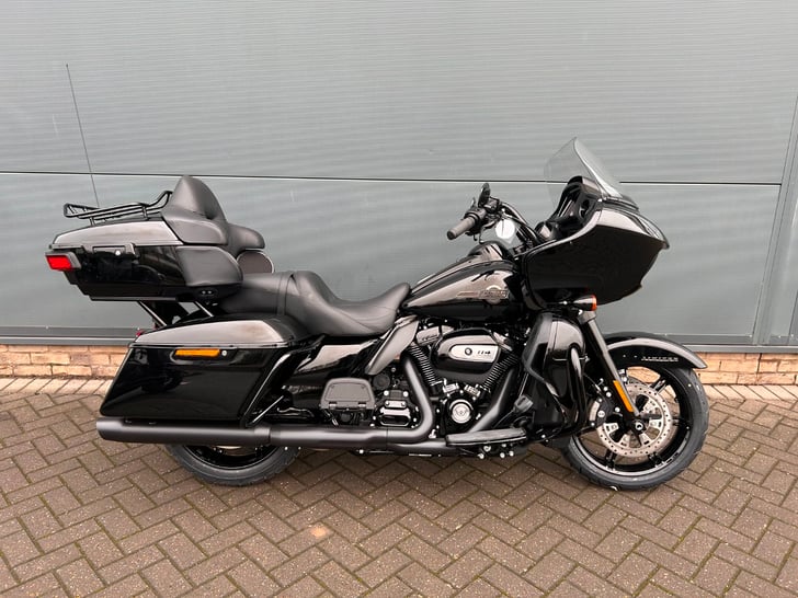 Harley-Davidson TOURING FLTRK ROAD GLIDE LIMITED