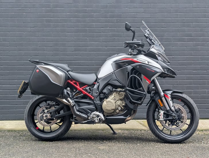 DUCATI MULTISTRADA V4 S GRAND TOUR