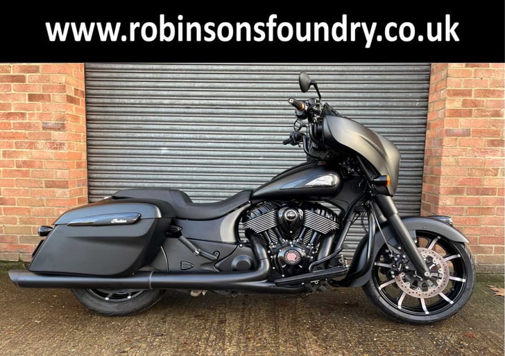 INDIAN MOTORCYCLE CHIEFTAIN DARK HORSE