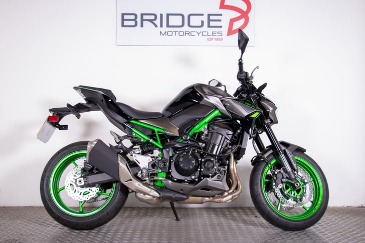 KAWASAKI Z 900