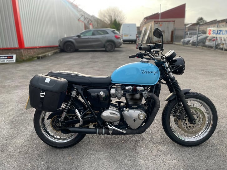 Triumph t120 deals custom for sale