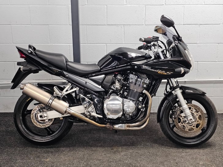 Suzuki GSF1200S BANDIT