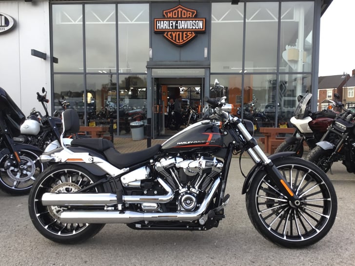 Harley-Davidson SOFTAIL BREAKOUT 117